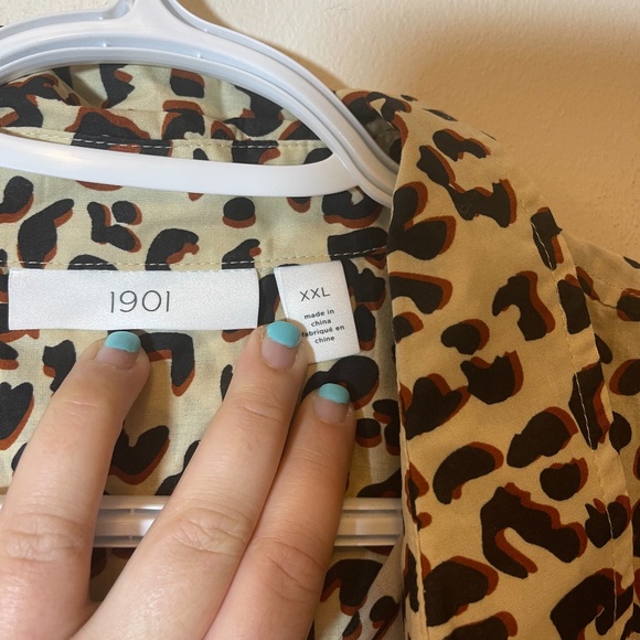 NWT 1901 leopard Print Button Down shirt - Picture 3 of 5